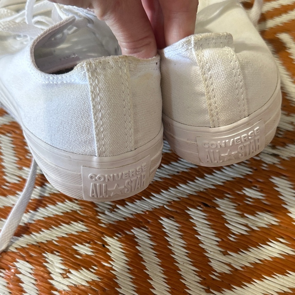 Converse White Low Top Sneakers whiteout - Picture 9 of 11